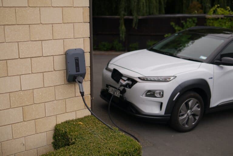 Which Car Manufacturers are switching electric only?